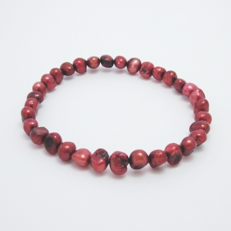 Red Freshwater Pearl Stretch Bracelet - Click Image to Close